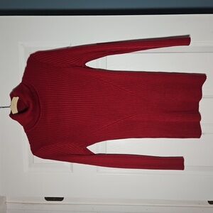 V28 Form-Fitting Turtle Neck Sweater - Red - Size XXL